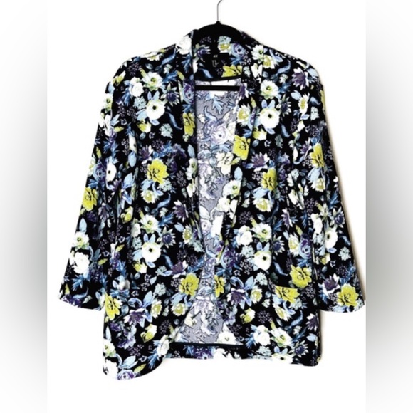 H&M floral jacket - Picture 1 of 7